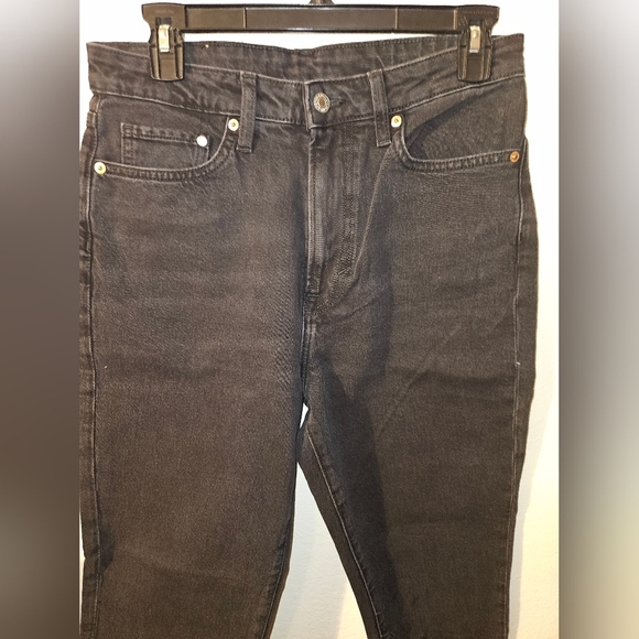 & Denim Womans Black Vintage Mom Jean  Size 8 - Picture 2 of 8